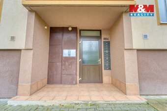 K pronájmu nabízíme světlý byt 2+1 o velikosti 55 m², umístě