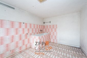 Ev.č. 00501 Nabízíme k prodeji polo řadový rodinný dům v Něm