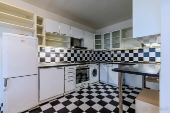 Adresa: Lovosická 656/11, Praha 9 Střížkov Cena: 7 900 000 K