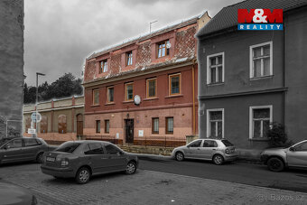 Nabízíme k prodeji multifunkční komerční objekt se sálem, ba