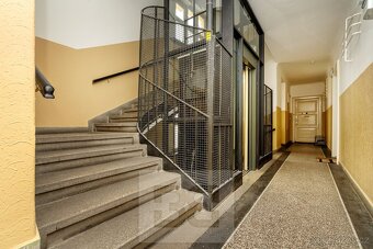 Ev.č. N09092 Exkluzivně nabízíme prostorný, kompletně zrekon