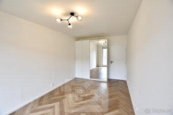 Ev.č. N09093 Volný od 1/7/2026. Exkluzivně Vám nabízíme zrek