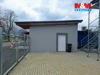 Pronájem komerčního prostoru 16 m² v Nové Vsi II. Jednopodla