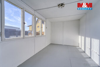 Nabízíme k prodeji zděnou chatu o užitné ploše 25 m², nacház