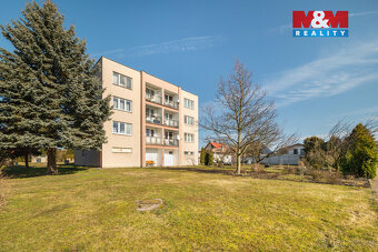 Prodej prostorného bytu 4+1 o užitné ploše 74 m² v klidné čá
