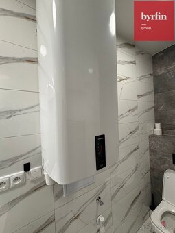 Nabízím Vám k pronájmu moderní byt s dispozicí 2+kk, 50m², n