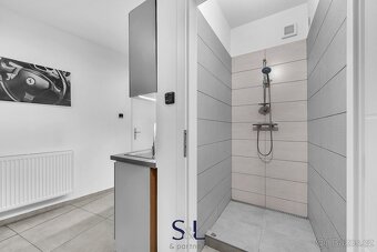 Ev.č. 01370 Prodej komerčního objektu – Nový Bor, ul. Česká
