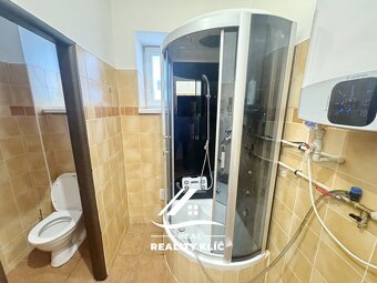 Ev.č. 00429 Nabízíme k pronájmu udržovaný komerční prostor o