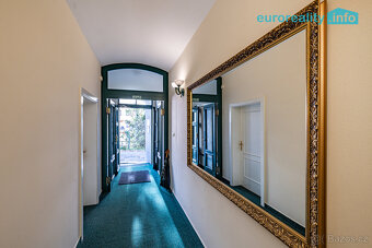 V rezidenci Evergreen Apartments nabízíme k pronájmu nadstan