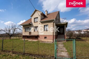 Nabízíme k prodeji velmi zajímavý patrový rodinný dům z konc