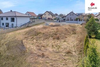 Místo, kde dává smysl žít. - Klid, prostor a příroda jen pár