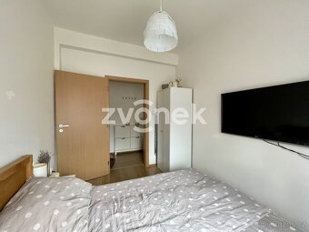 Nabízíme k pronájmu plně vybavený, zrekonstruovaný byt 2+kk 