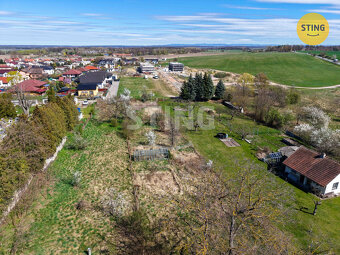Nabízíme k prodeji zahradu o celkové ploše 2 214 m² v obci S
