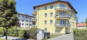 Ev.č. yMKB8672-1 Nabízíme k pronájmu prostorný a světlý byt 