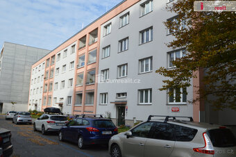 +popl. 4500, +elektřina, pronájem 2+1 54m² P6 Břevnov, Brunc