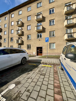 K dlouhodobému podnájmu nabízíme krásný a prosluněný byt o d