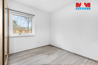 Nabízíme k prodeji novostavbu rodinného domu 4+kk o užitné p