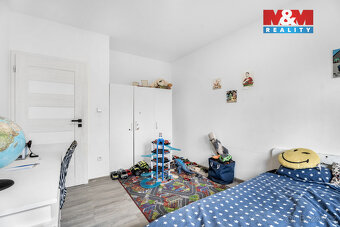 Nabízíme k prodeji novostavbu rodinného domu 4+kk o užitné p