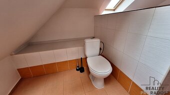 Zprostředkujeme Vám dlouhodobý pronájem bytu 2+1+B v žádané 