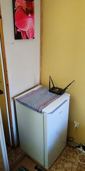 Panelový byt na sídlišti v 5. patře. Pronájem zařízeného byt