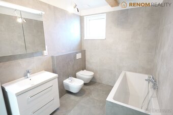 Ev.č. 00986 Prodej rodinného domu o dispozici 4+kk se zahrad