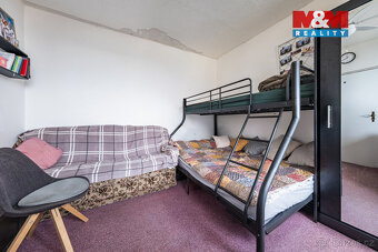 Nabízíme k prodeji prostorný byt 3+1 o užitné ploše 80 m² v 
