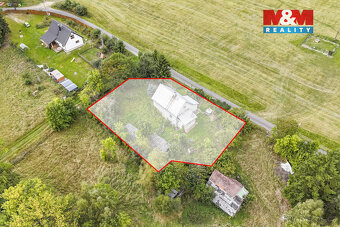 Hledáte nemovitost, která vám umožní vytvořit si domov přesn