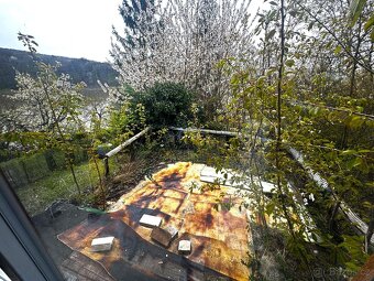 Nabízím k prodeji rekreační chatu v atraktivní a klidné loka
