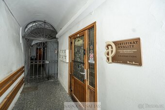 Exkluzivně vám nabízíme k pronájmu útulný a zařízený byt 1+k