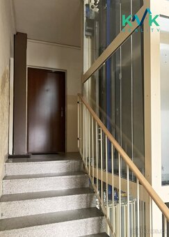Nabízíme k pronájmu světlou a prakticky řešenou garsoniéru p