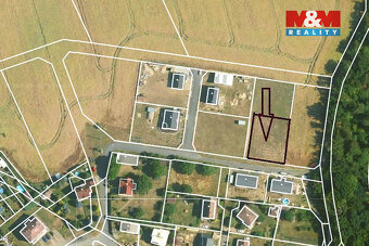 Prodej stavebního pozemku 1 000 m² v katastru Chlístovice, v