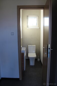 🏠 Moderní bydlení, které dává smysl! Hledáte úsporný dům bez