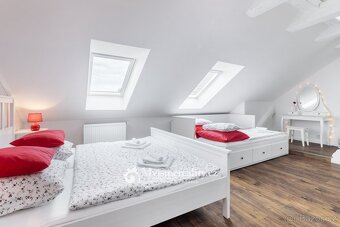 Ev.č. IL059 Exkluzivní nabídka: Luxusní multifunkční dům s p