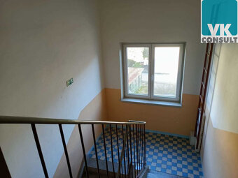 Nabízíme Vám k podnájmu zděný byt 3+kk s lodžií po kompletní