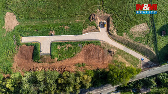 Výstavba trvalého bydlení, rekreace, stavba a zahrada v čist