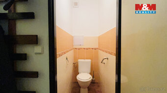 Nabízíme k pronájmu prostorný byt 5+1 o užitné ploše 120 m² 