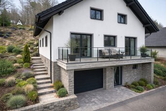 Dovolujeme si Vám nabídnout ke koupi vícegenerační dům v šum
