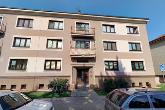 Nabízíme k pronájmu pěkný byt 2+1 o podlahové ploše 49 m2, k