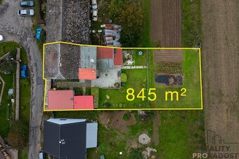 Nabízíme k prodeji zajímavou nemovitost v obci Příkazy, část