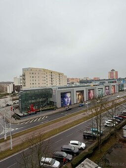 Nabízíme k prodeji slunný byt 3+1 v osobním vlastnictví v ce