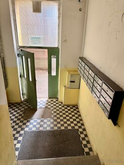 Prodej bytu 1+1 v osobním vlastnictví – Tř. Budovatelů 2350,