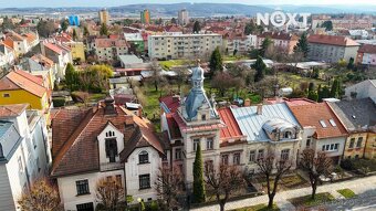Zde ve Městě květin připravujeme prodej Mazačovi vily v ulic