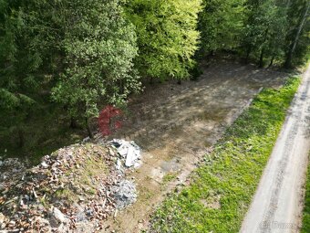 Nabízíme k prodeji stavební pozemek 709m2 v obci Mikulovice,