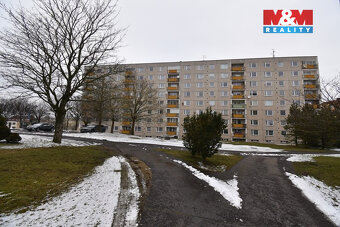 Nabízíme k dlouhodobému pronájmu velice pěkný byt o dispozic