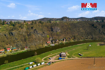 Chata u Berounky na hranici Křivoklátska – klid, příroda, po