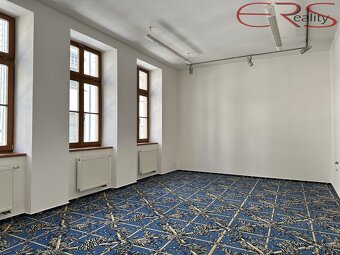 Ev.č. 00582 Vážené dámy a pánové, milovníci prostoru a podni