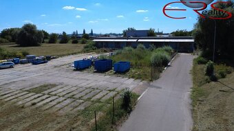 Ev.č. 00621 Areál se souborem budov se rozkládá na pozemku o