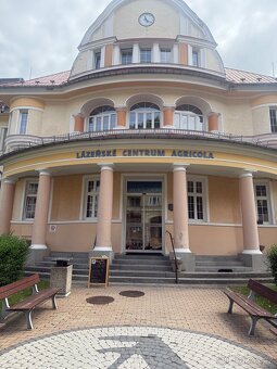 Nabízím krásné barber studio v Jáchymově. V nádherných prost