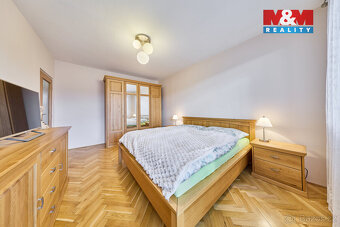 Nabízíme k prodeji prostorný byt 2+1 o užitné ploše 62 m² s 