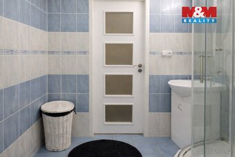 Nabízíme k prodeji byt 1+1 o užitné ploše 35 m² v panelovém 